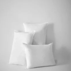 Sale Bouclair Basic White Basic Pillow