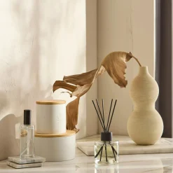 Discount Bouclair Green Tea Candle with Wooden Lid