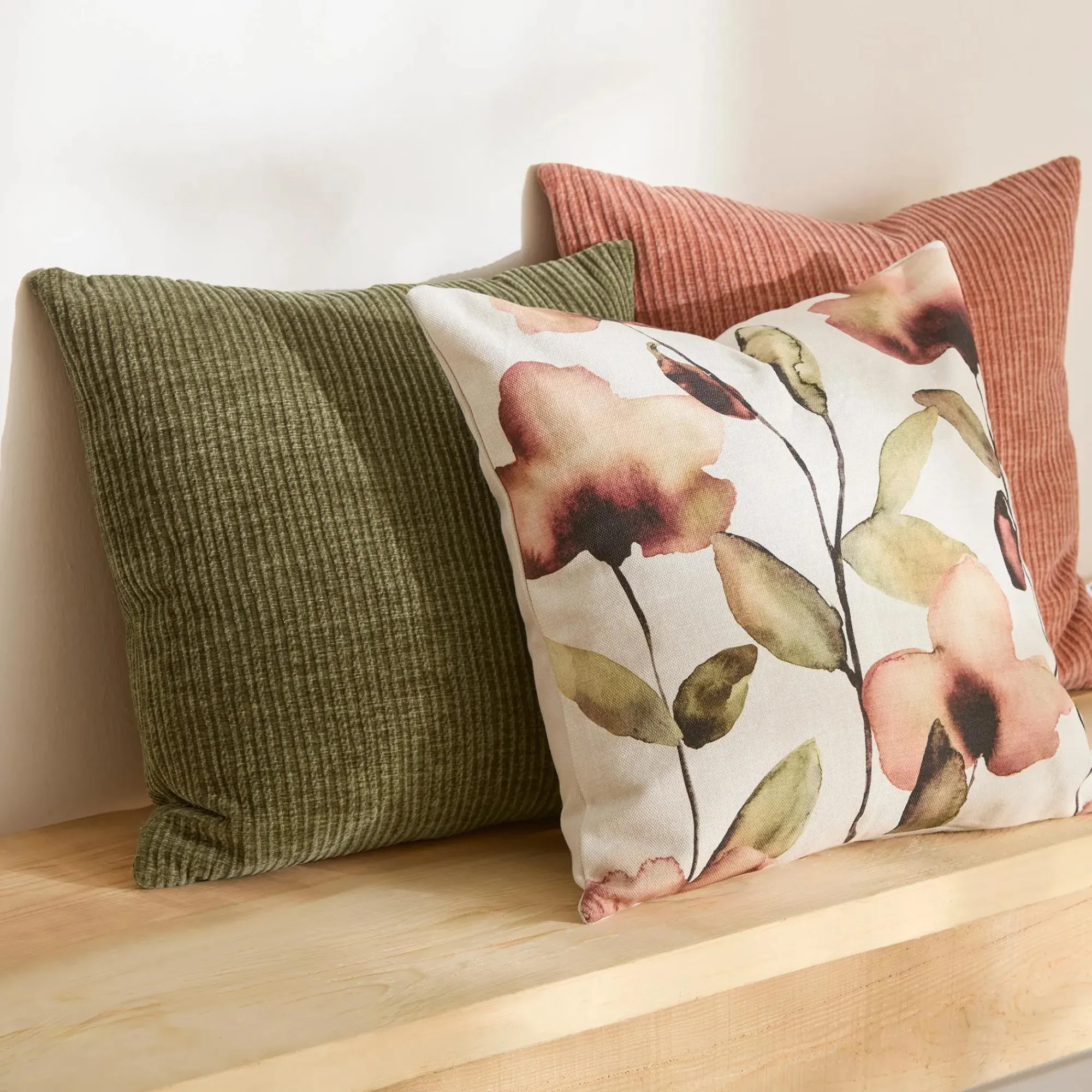 Sale Bouclair Green Losy Cushion Cover