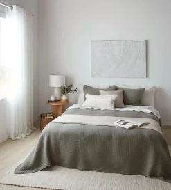 Outlet Bouclair Green Nash Collection - 3-Piece Coverlet Set