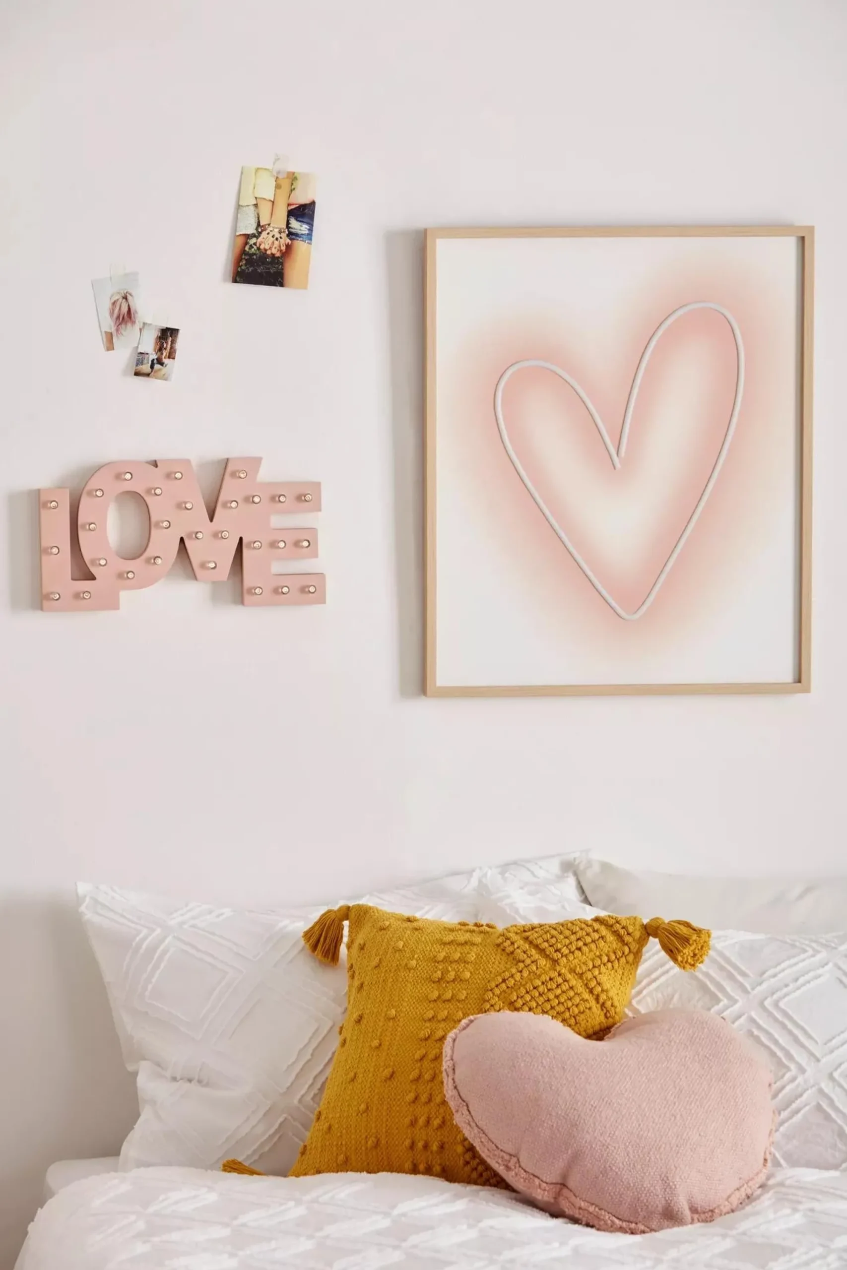 Outlet Bouclair Heart Neon Light Wall Decor