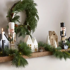 Hot Bouclair LED Artificial Cedar Wreath