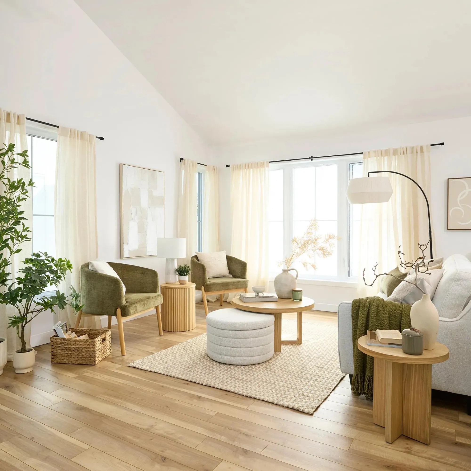 Online Bouclair Natural Wood Side Table