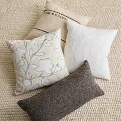 Outlet Bouclair Posey Decorative Pillow
