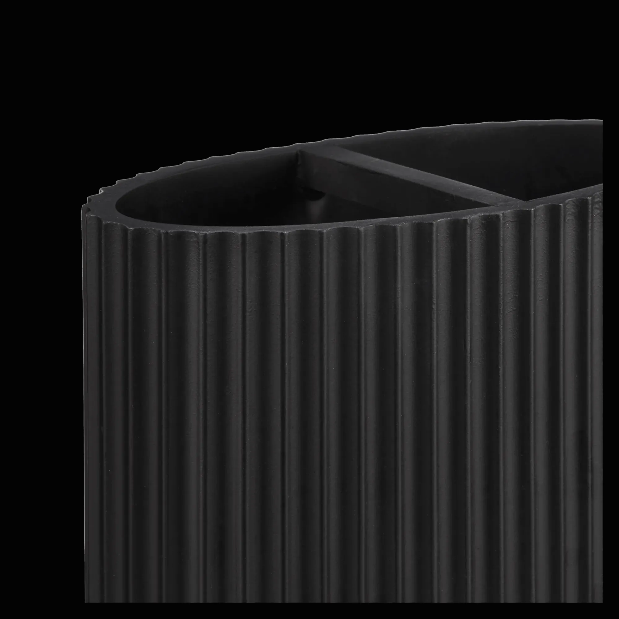 New Bouclair Ribbed Toothbrush Holder