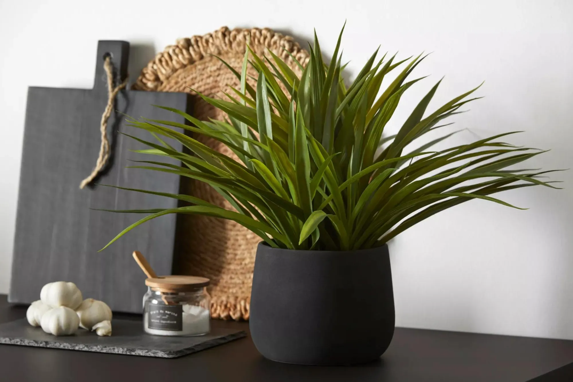 New Bouclair Round Natural Fiber Placemat