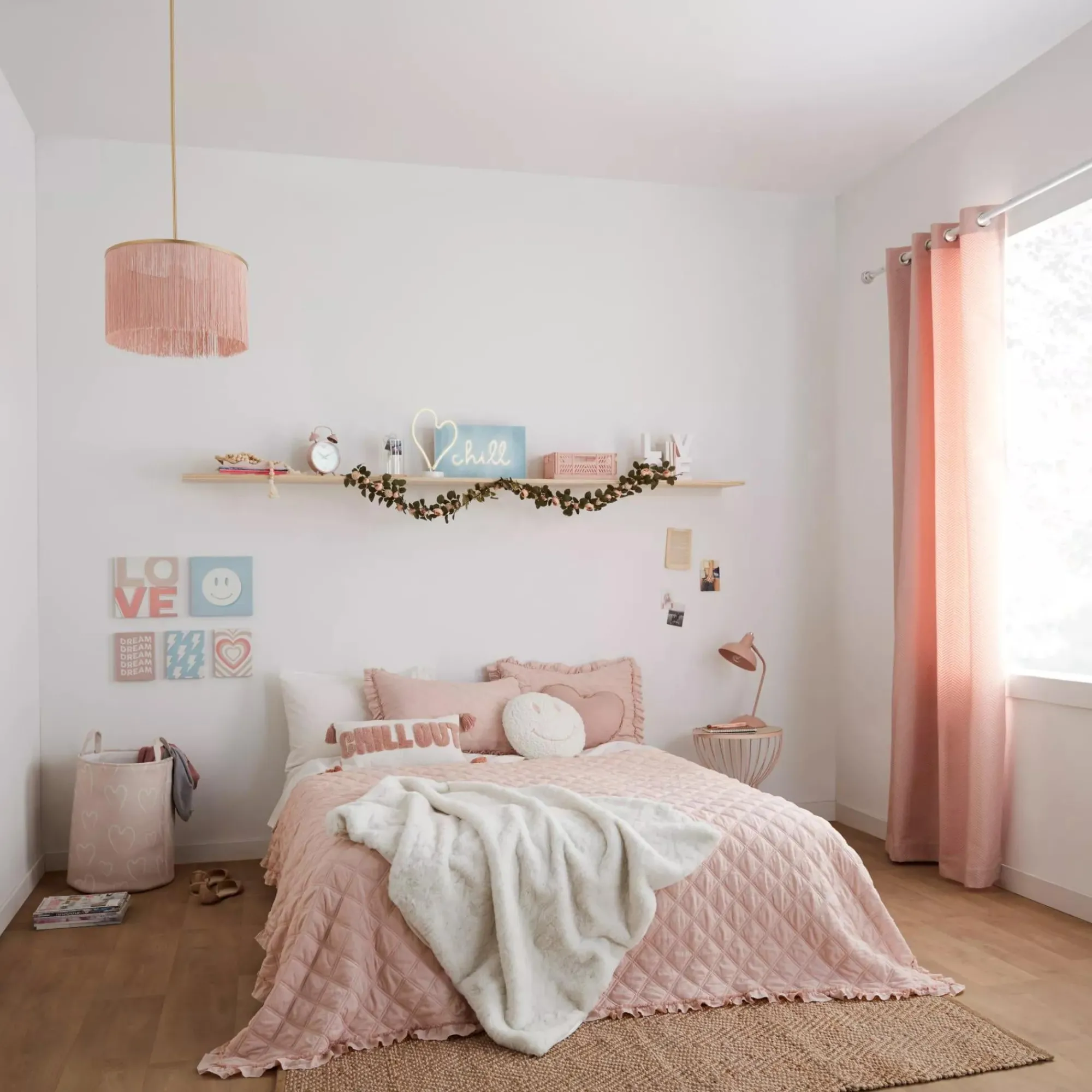 Clearance Bouclair Sekka Heart-Shaped Decorative Pillow