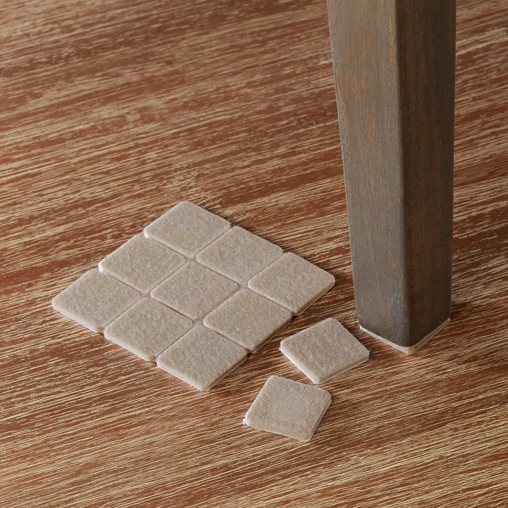 Hot Bouclair Set of 18 Felt Floor Protectors