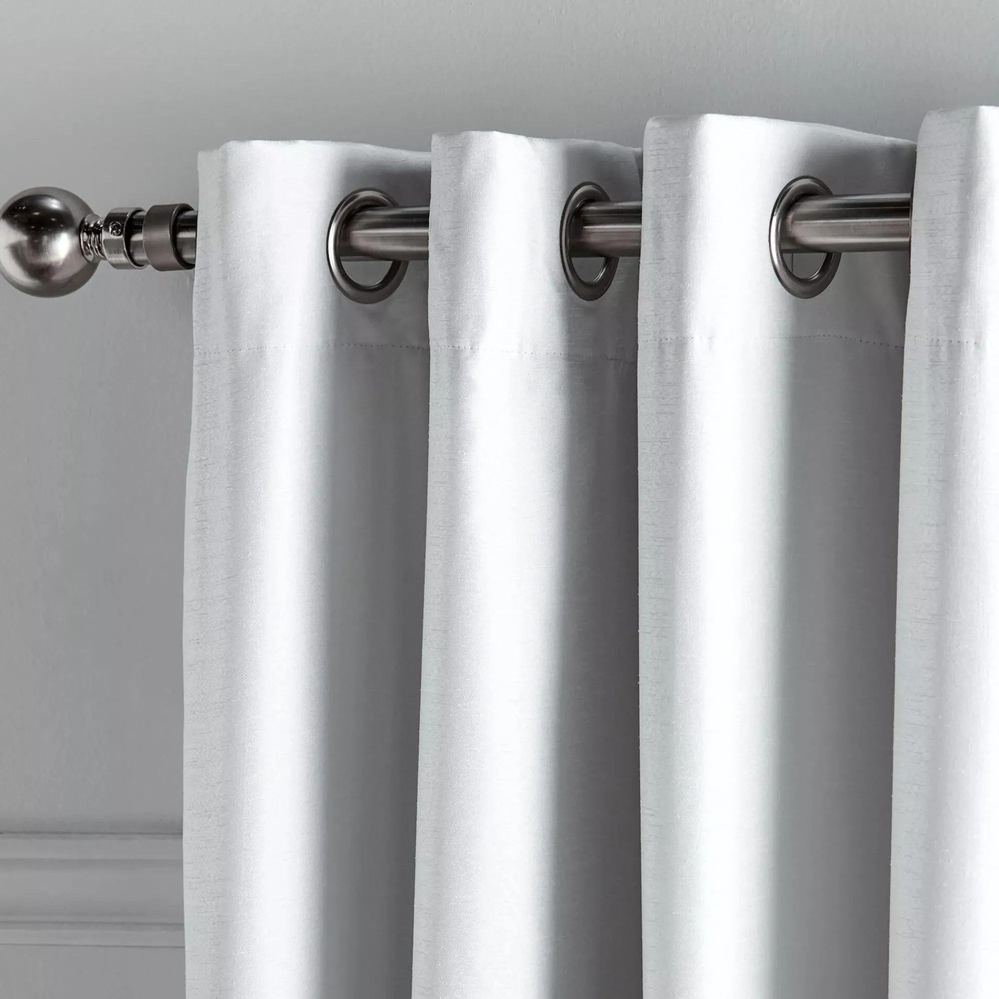 Sale Bouclair White Empire Blackout Curtain