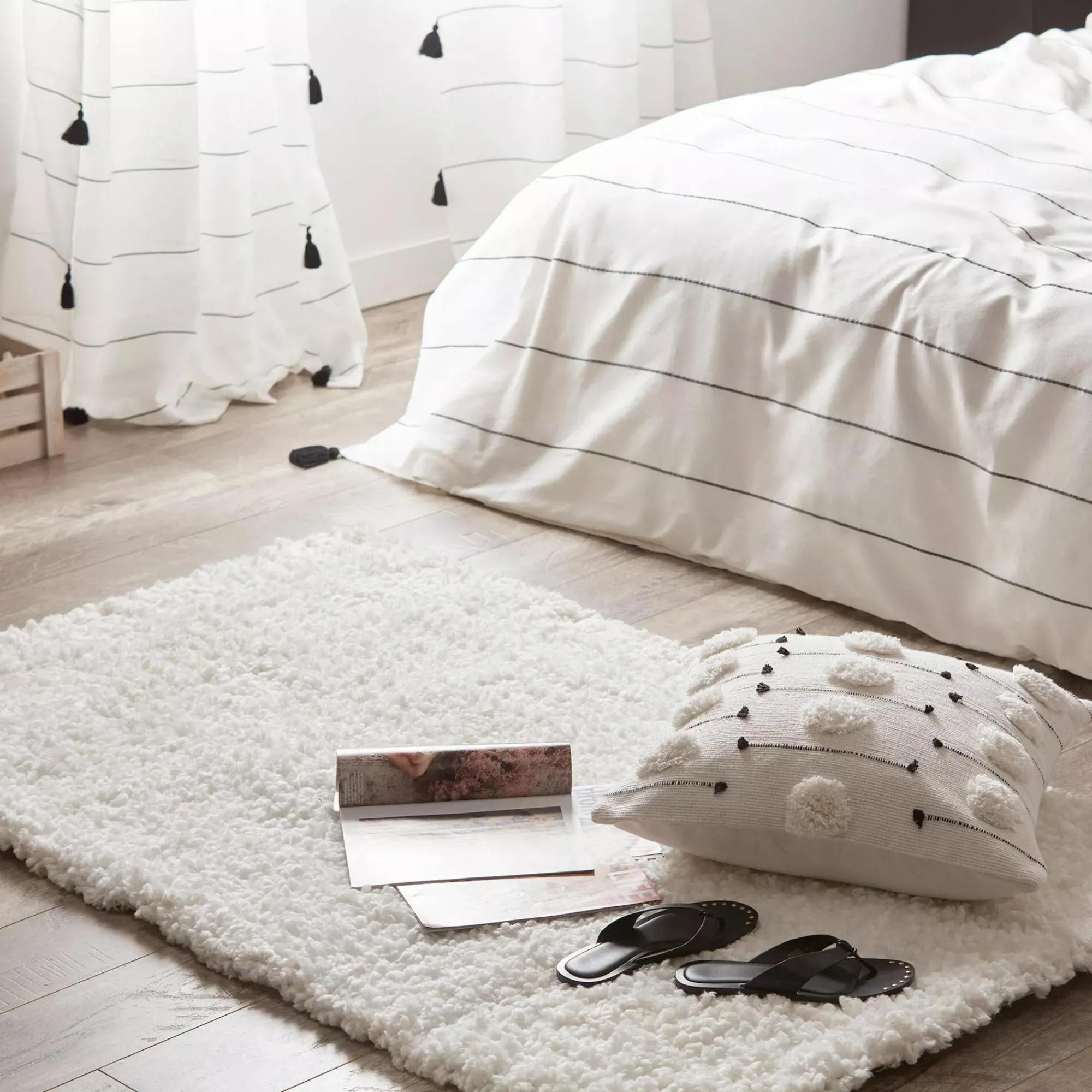 Bouclair White Furry Collection Rug