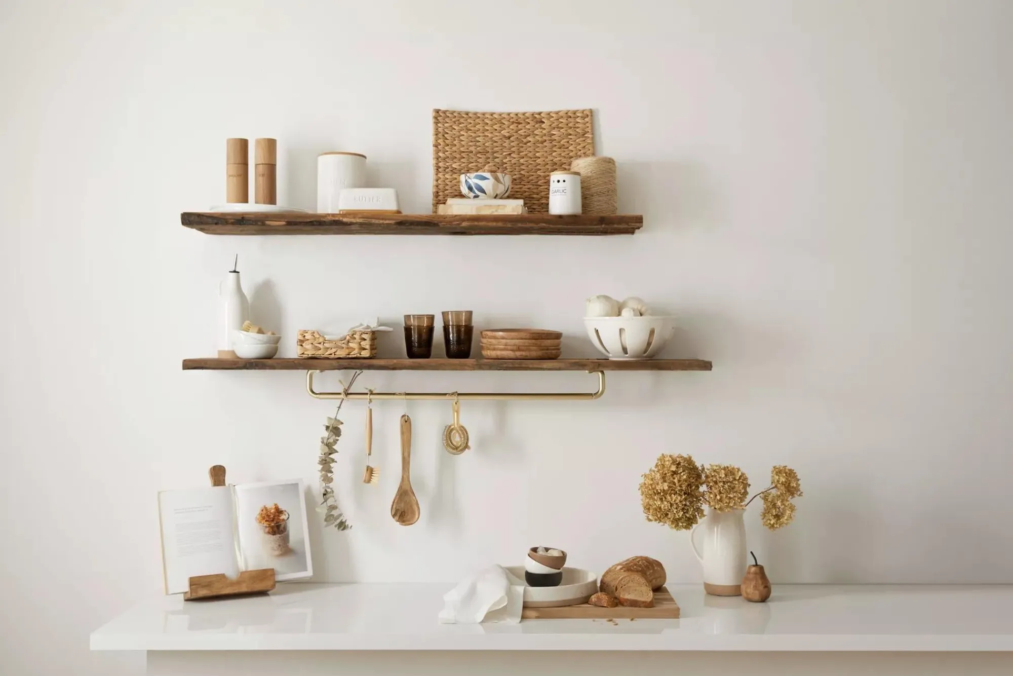 Hot Bouclair Wooden Recipe Book Holder